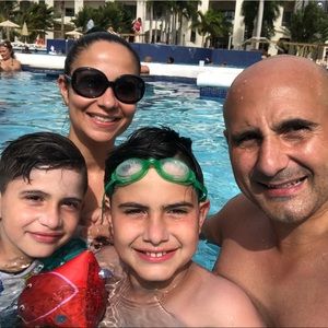 Meet your Posher, Angelo